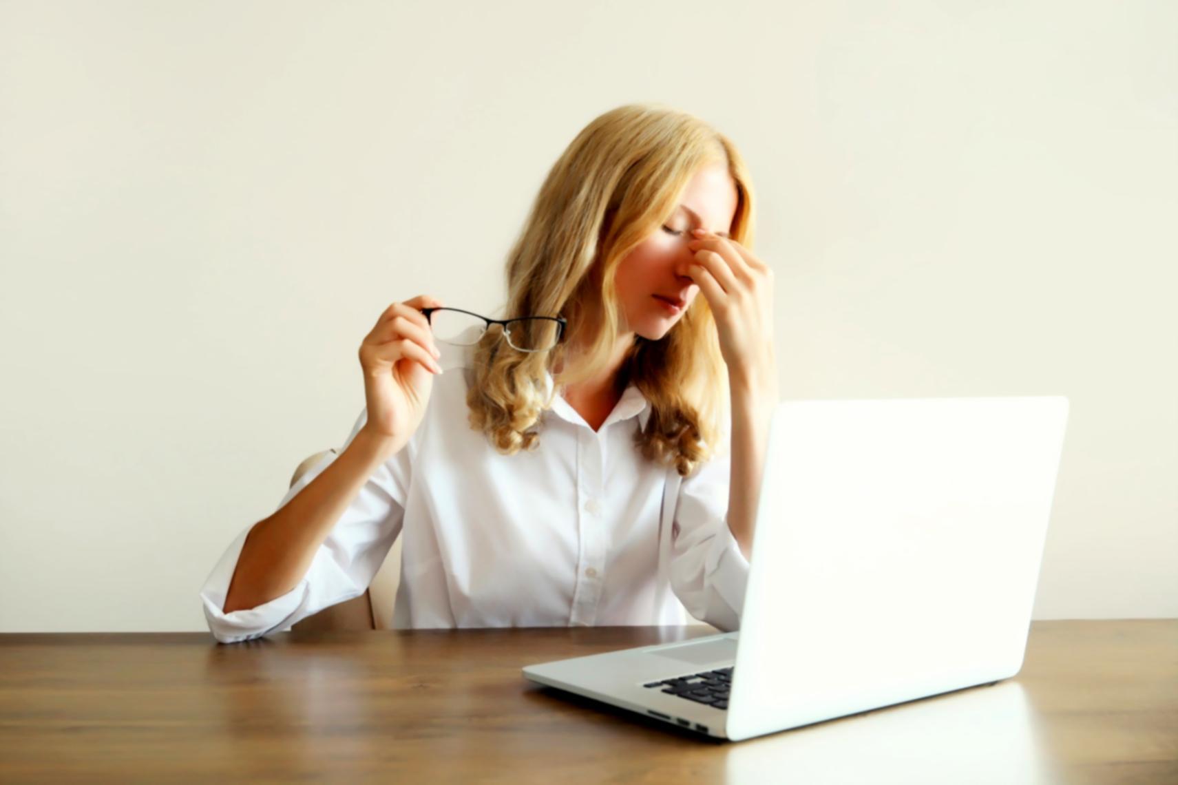 Schermata di analisi SEO con grafici di posizionamento